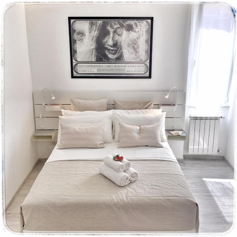 Pigneto Village Roma Guest House Apartment ภายนอก รูปภาพ